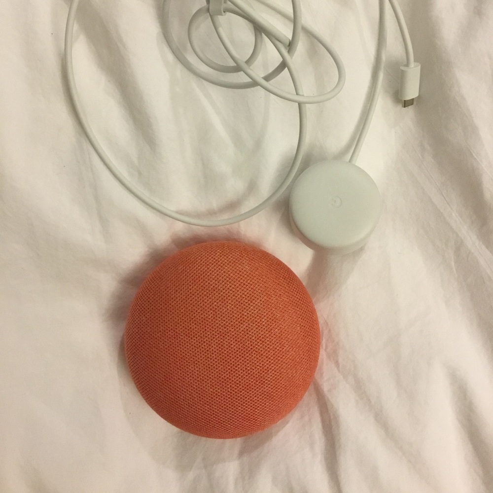 Google Home Mini (BRAND NEW)